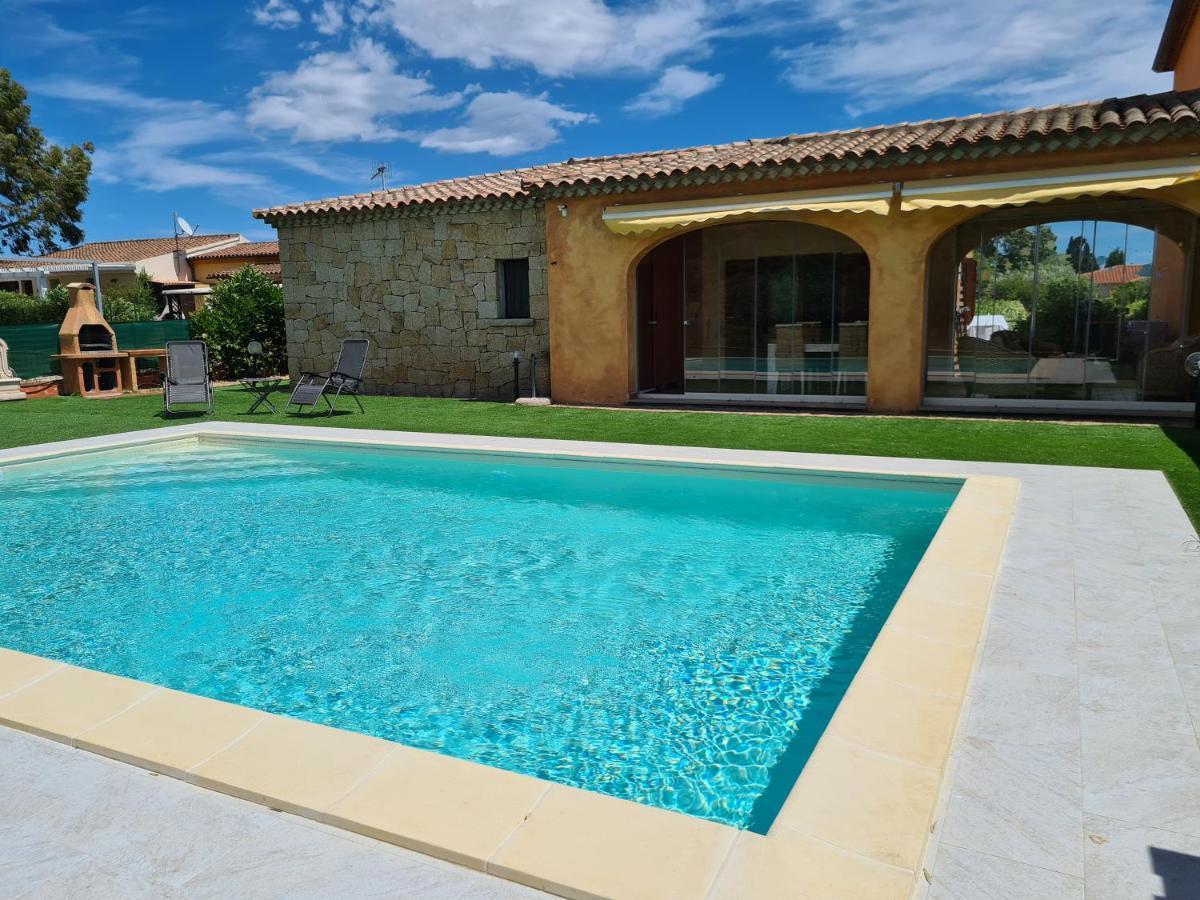 Villa Paola San Teodoro Con Piscina Privata Lu Lioni Exterior foto